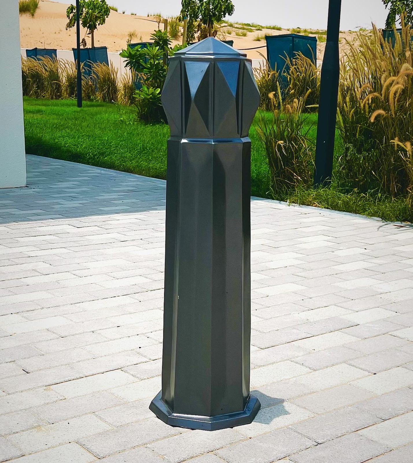 Cast Aluminium Decorative Bollard